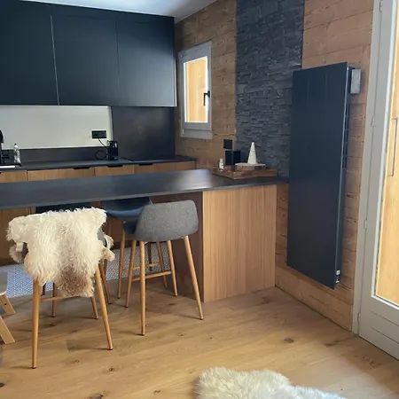 Apartment Cozy For 2 *